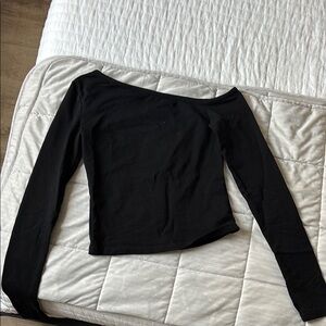 Edikted Black Off-Shoulder Top